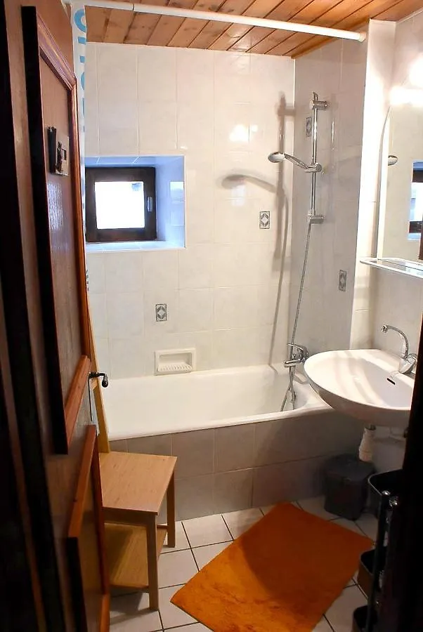 Appartement D'Une Chambre A Val D'Isere A 10 M Des Pistes Avec Vue Sur La Ville Et Wifi France