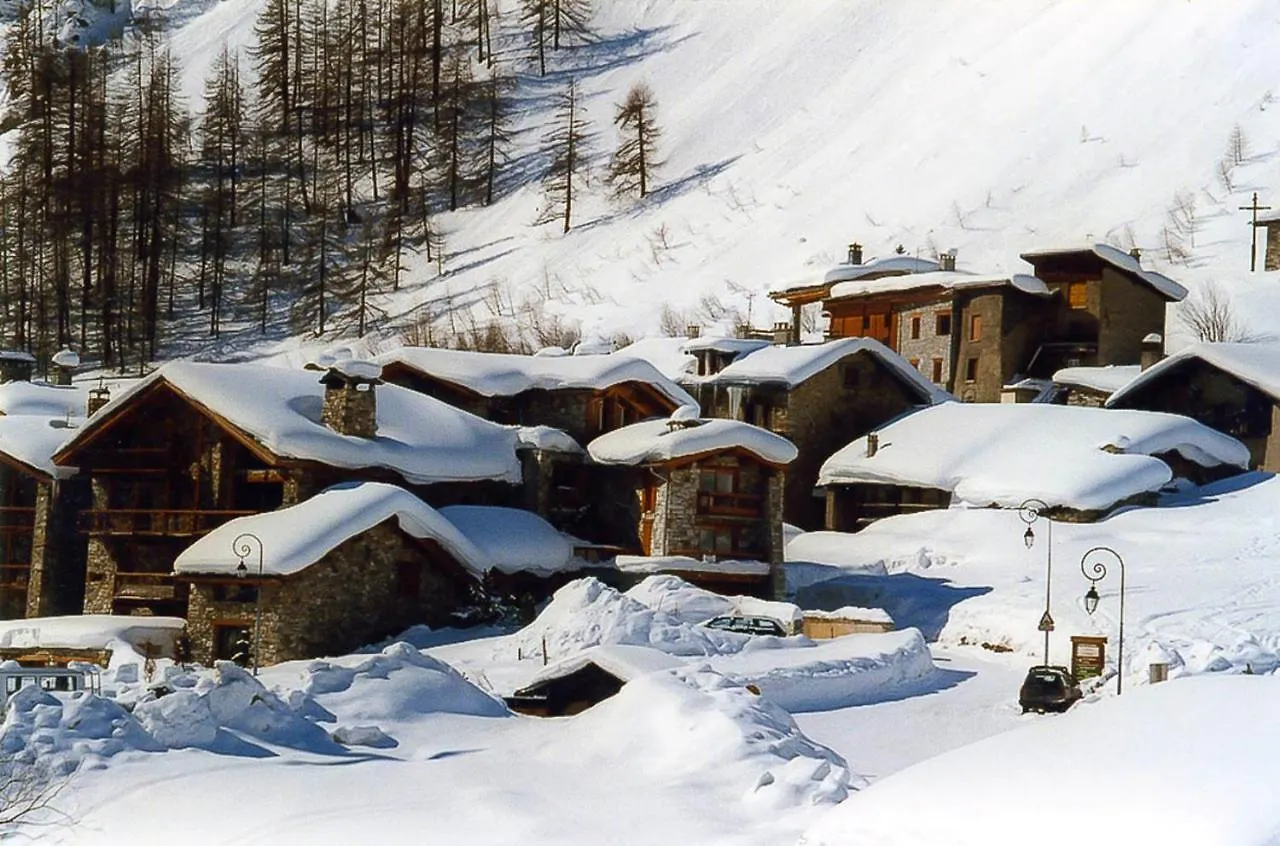 Appartement D\'Une Chambre A Val D\'Isere A 10 M Des Pistes Avec Vue Sur La Ville Et Wifi contacts